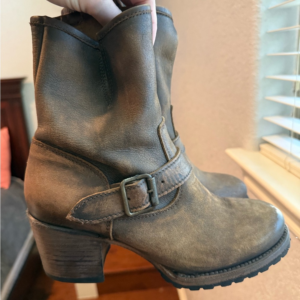 Freebird by Steven Tan Carlito